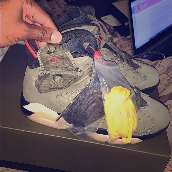 Travis Scott Retro 6s